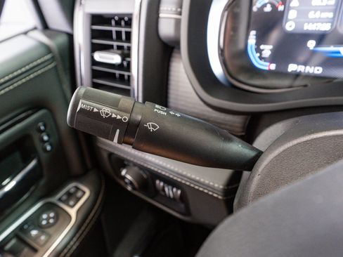 Used 2024 RAM 2500 Limited image 33