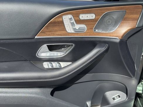 New 2026 Mercedes-Benz GLS 450 GLS 450 image 9