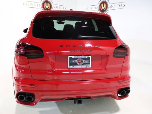 Used 2016 Porsche Cayenne GTS AWD/4WD image 30