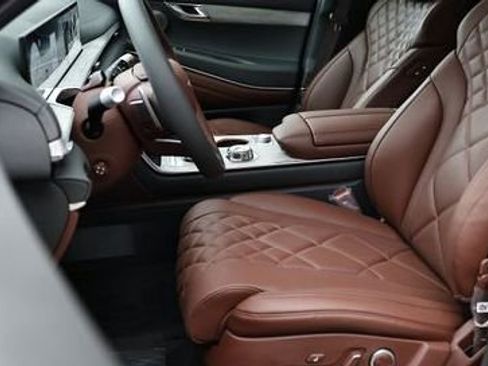 Certified 2026 Genesis GV80 3.5T Prestige image 21