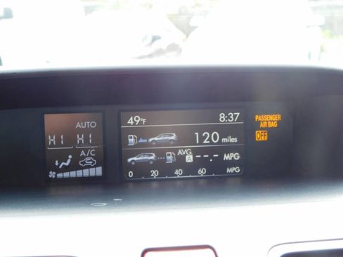 Used 2017 Subaru Forester 2.5i Touring AWD/4WD image 16