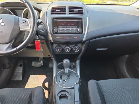 Used 2014 Mitsubishi Outlander Sport ES FWD image 22
