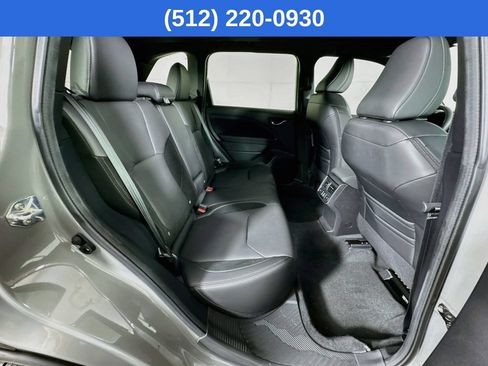 Used 2026 Subaru Forester Touring AWD/4WD image 36