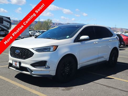 Used 2019 Ford Edge ST w/ Equipment Group 401A image 4