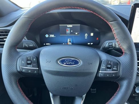 Certified 2024 Ford Escape ST-Line Select w/ Tech Pack #2 AWD/4WD image 23