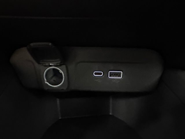 New 2026 Chevrolet Trax RS w/ Sunroof Package FWD image 17