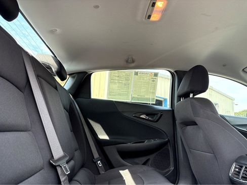 Used 2025 Chevrolet Malibu LT FWD image 13