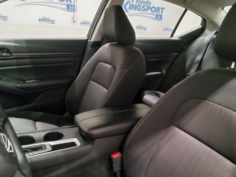 Used 2024 Nissan Altima 2.5 S image 15