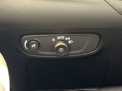 Used 2024 Buick Encore GX Avenir w/ Avenir Technology Package AWD/4WD image 37