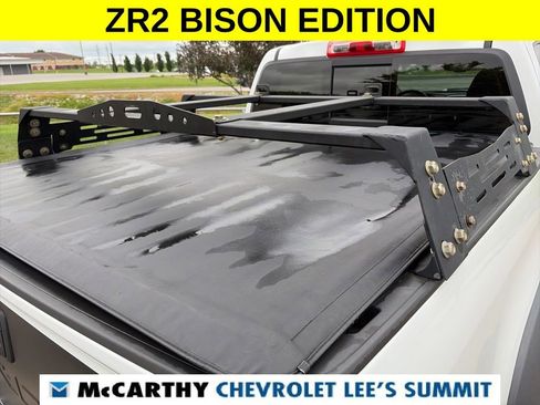 Used 2022 Chevrolet Colorado ZR2 w/ Colorado ZR2 Bison Edition AWD/4WD image 18