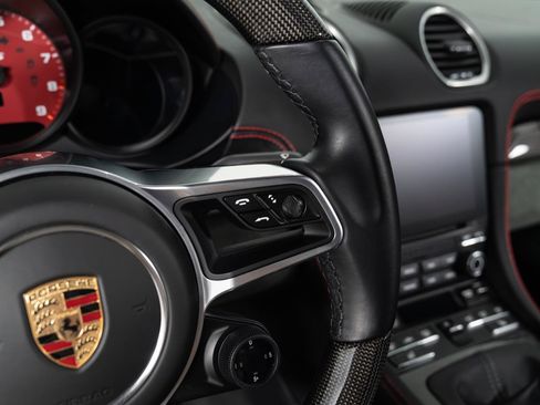 Used 2024 Porsche 718 Cayman GTS RWD image 37