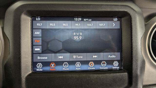 Used 2020 Jeep Wrangler Unlimited Sport AWD/4WD image 29