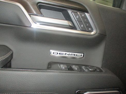 New 2026 GMC Sierra 1500 Denali w/ Denali Reserve Package AWD/4WD image 20