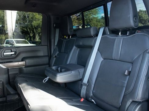 Used 2023 Chevrolet Silverado 3500 High Country w/ Technology Package image 15