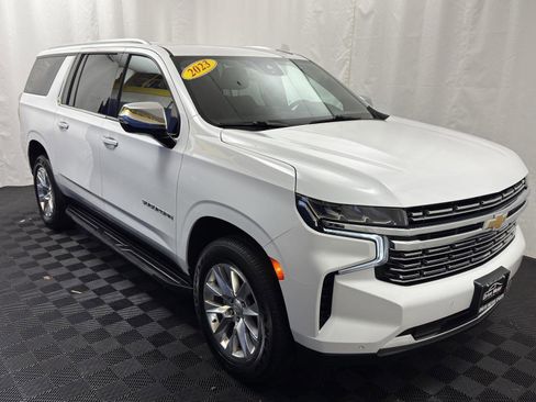 Used 2023 Chevrolet Suburban Premier image 15