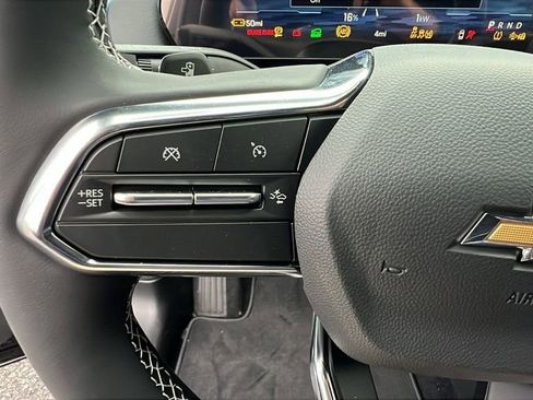 New 2026 Chevrolet Equinox EV LT image 20