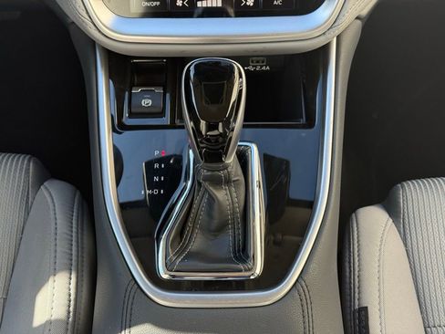 Certified 2025 Subaru Legacy Premium AWD/4WD image 19