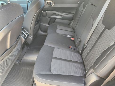 New 2026 Kia Sorento LX image 19