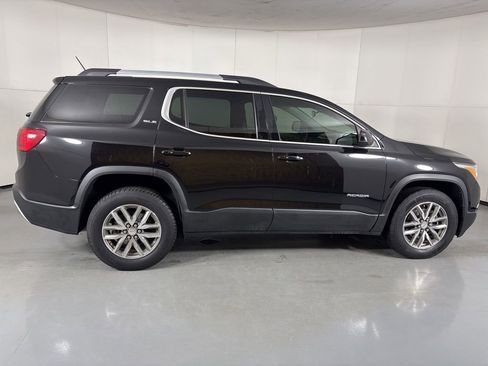 Used 2017 GMC Acadia SLE w/ Driver Alert Package I image 9