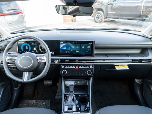 New 2026 Hyundai Tucson SEL image 15