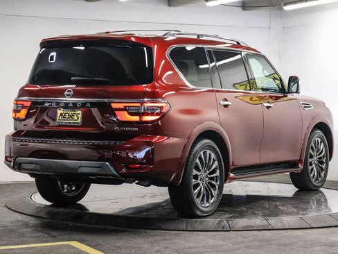 Used 2023 Nissan Armada Platinum w/ Captain's Chairs Package AWD/4WD image 4