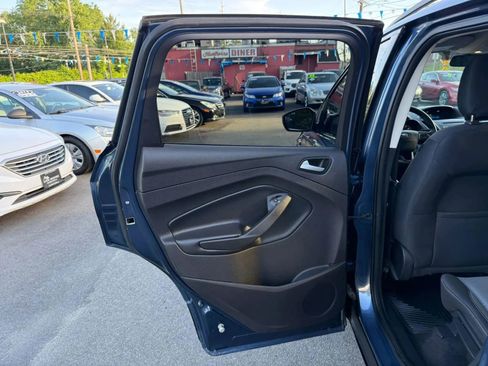 Used 2018 Ford Escape SE AWD/4WD image 39