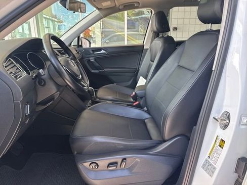 Used 2018 Volkswagen Tiguan SEL image 9