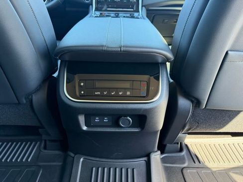 New 2026 Nissan Armada SV image 25