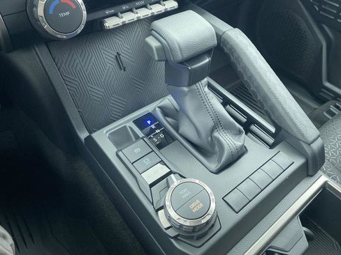 New 2025 Toyota 4Runner SR5 image 19