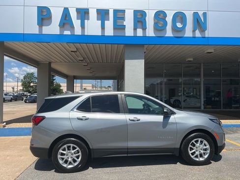 Used 2024 Chevrolet Equinox LT FWD image 1