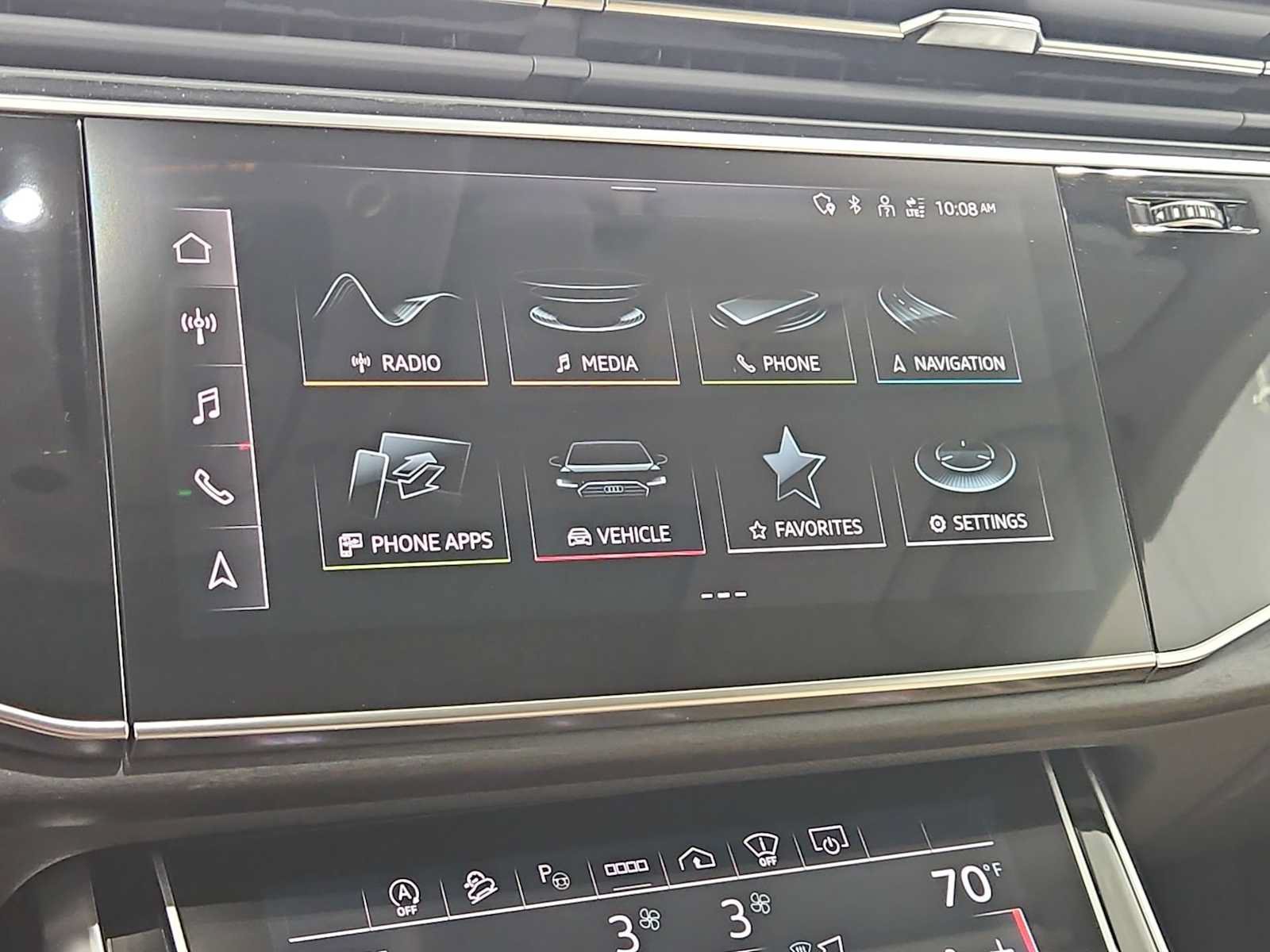 Used 2023 Audi Q8 Prestige AWD/4WD image 30