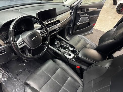 Used 2022 Kia Telluride SX w/ Towing Package FWD image 32