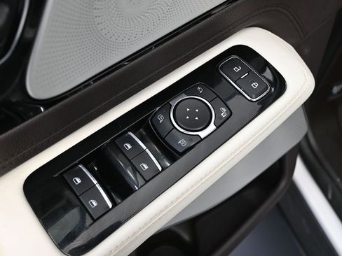 Used 2023 Lincoln Aviator Black Label w/ Dynamic Handling Package image 20