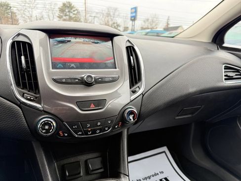 Used 2016 Chevrolet Cruze LT w/ Convenience Package image 22