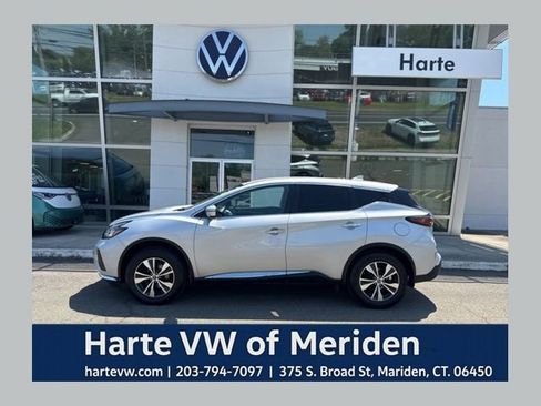 Used 2019 Nissan Murano S AWD/4WD image 1