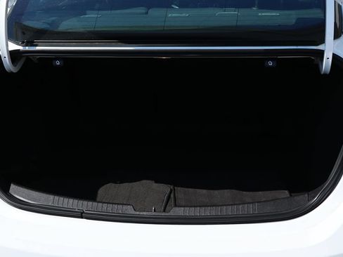Used 2023 Chevrolet Malibu LT FWD image 25