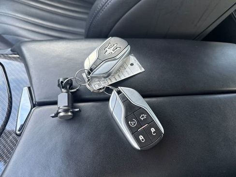 Used 2017 Maserati Ghibli S image 26