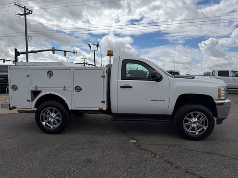 Used 2013 Chevrolet Silverado 2500 W/T AWD/4WD image 5