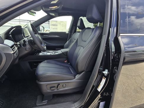 New 2026 INFINITI QX60 Sport w/ Dark Cargo Package AWD/4WD image 12