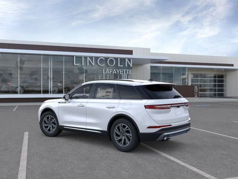 New 2026 Lincoln Corsair Premiere image 4