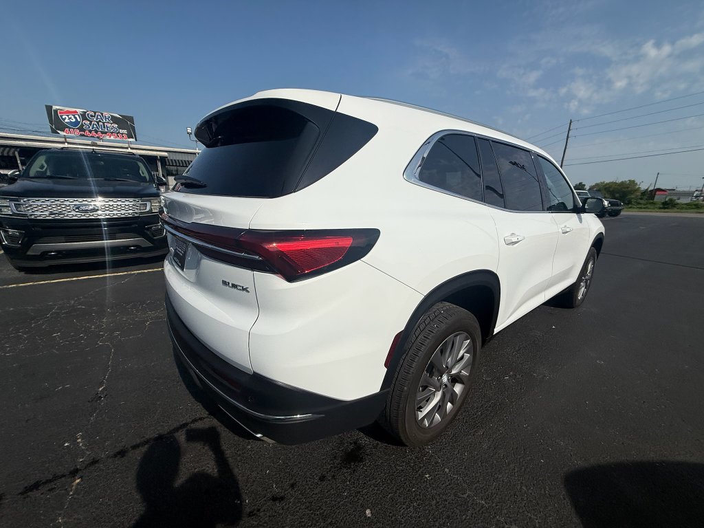 Used 2026 Buick Enclave Preferred FWD image 3