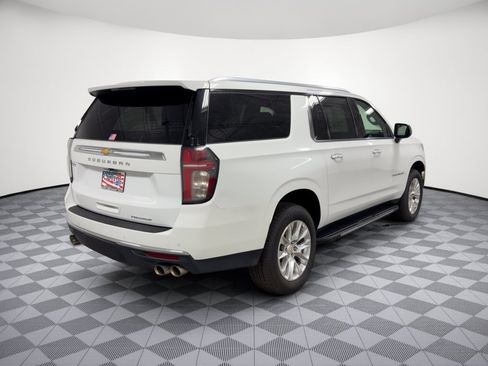 Used 2024 Chevrolet Suburban Premier RWD image 9