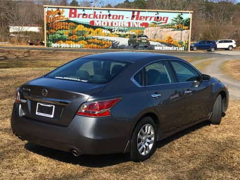 Used 2015 Nissan Altima 2.5 S w/ Power Driver Seat Package FWD image 6