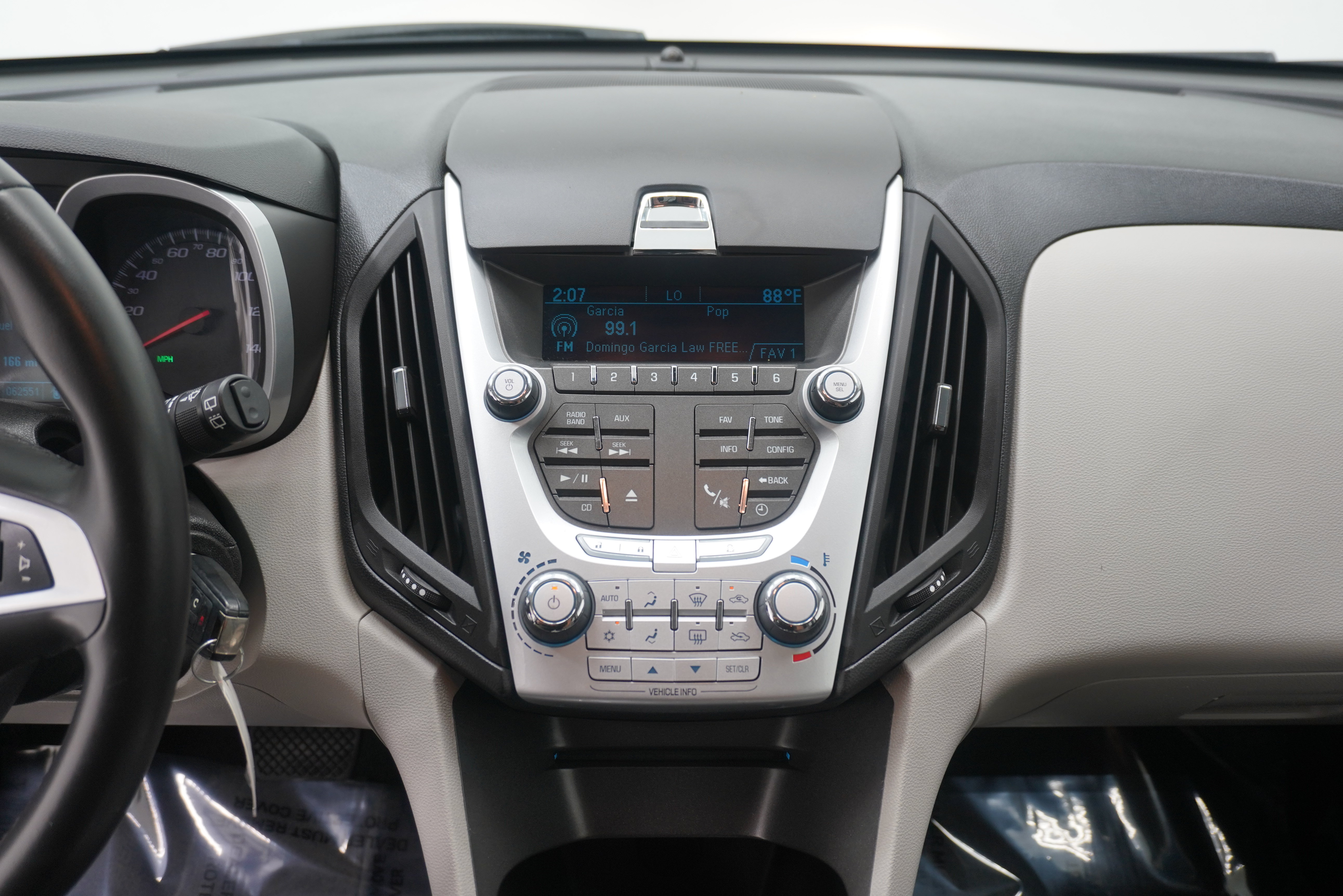 Used 2010 Chevrolet Equinox LT FWD image 20
