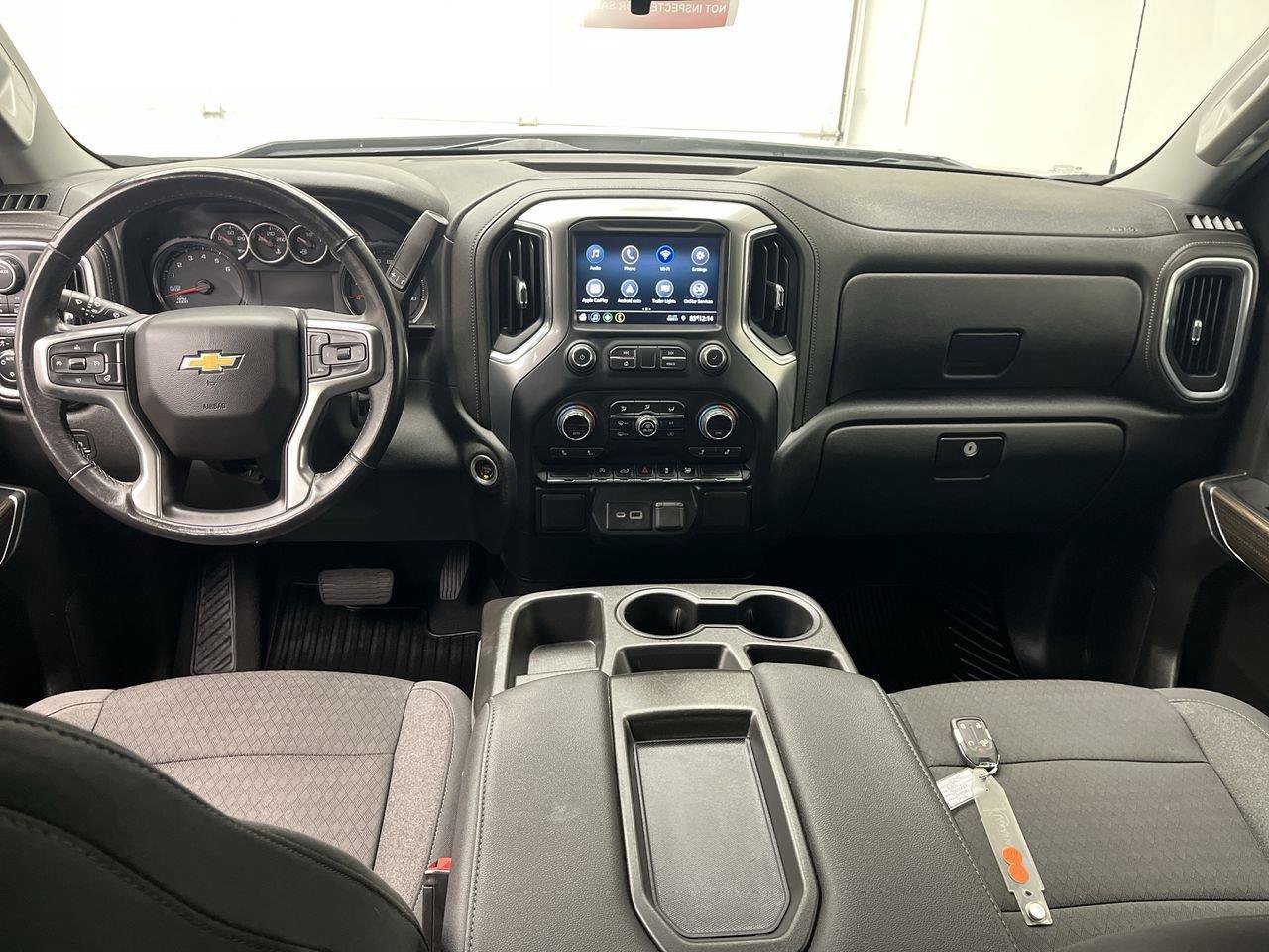 Certified 2022 Chevrolet Silverado 1500 LT AWD/4WD image 4