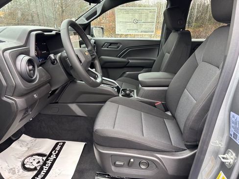 New 2026 Chevrolet Colorado W/T w/ WT Custom Package RWD image 9