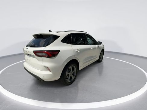 Used 2024 Ford Escape ST-Line w/ Tech Pack #1 FWD image 8
