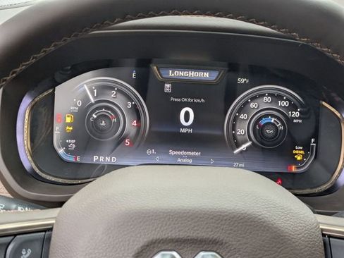 New 2026 RAM 2500 Limited AWD/4WD image 17