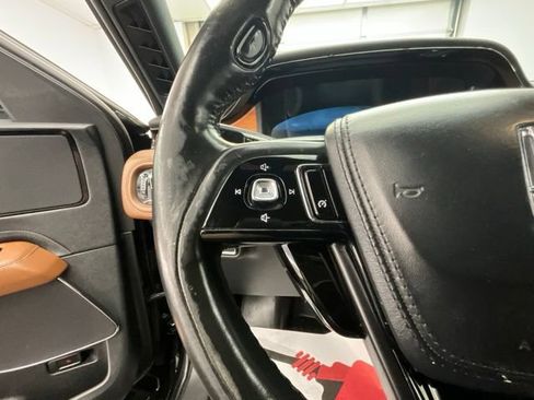Used 2020 Lincoln Aviator Reserve w/ Class IV Trailer Tow Package AWD/4WD image 22