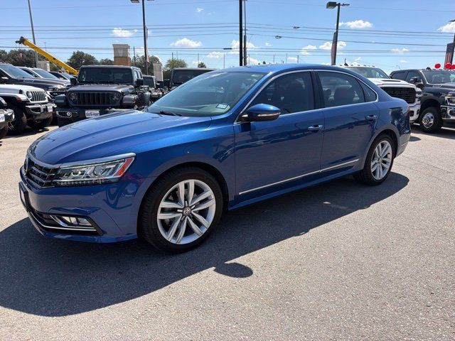 Used 2017 Volkswagen Passat 1.8T SE FWD image 2